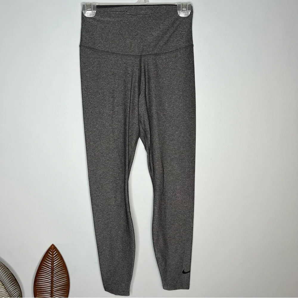 Nike sculpt women’s
